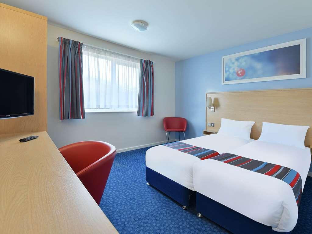 Travelodge Stirling M80 Cambusbarron 객실 사진