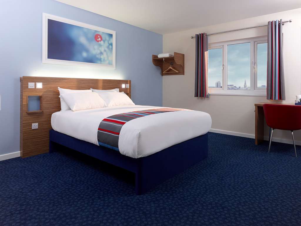 Travelodge Stirling M80 Cambusbarron 객실 사진