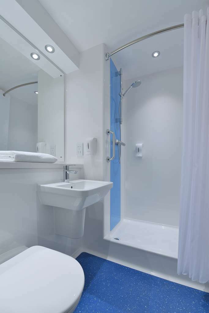 Travelodge Stirling M80 Cambusbarron 객실 사진