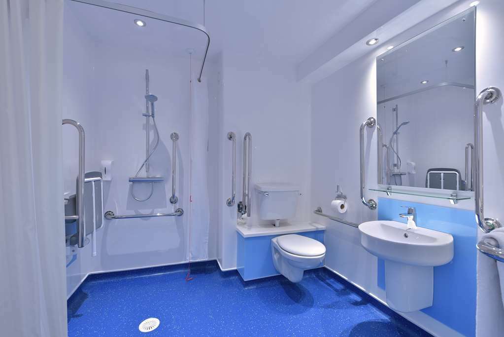 Travelodge Stirling M80 Cambusbarron 객실 사진